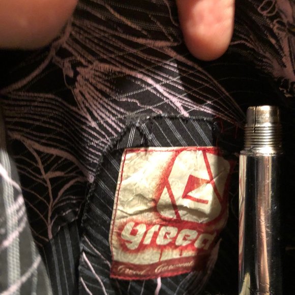 Greed Nordstroms Button Up Black and Pink Floral Design Mens Shirt Medium M - Picture 4 of 5